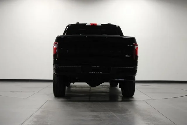 New 2026 Agate Black Metallic Ford Platinum® image 30