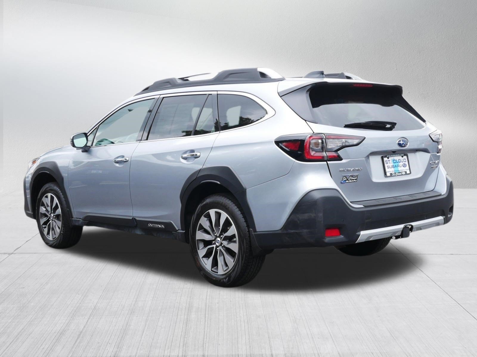 Certified Used 2025 Ice Silver Metallic Subaru Touring image 5