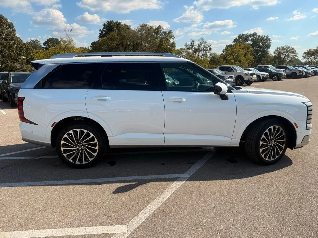New 2026 Creamy White Pearl Hyundai Calligraphy image 9