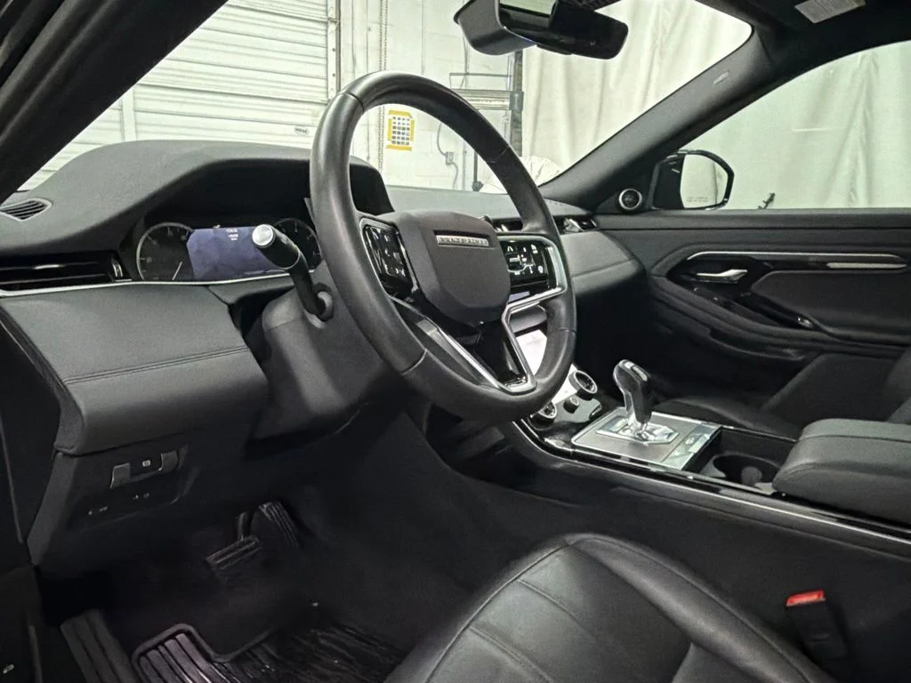 Used 2023 Black Land Rover SE image 12