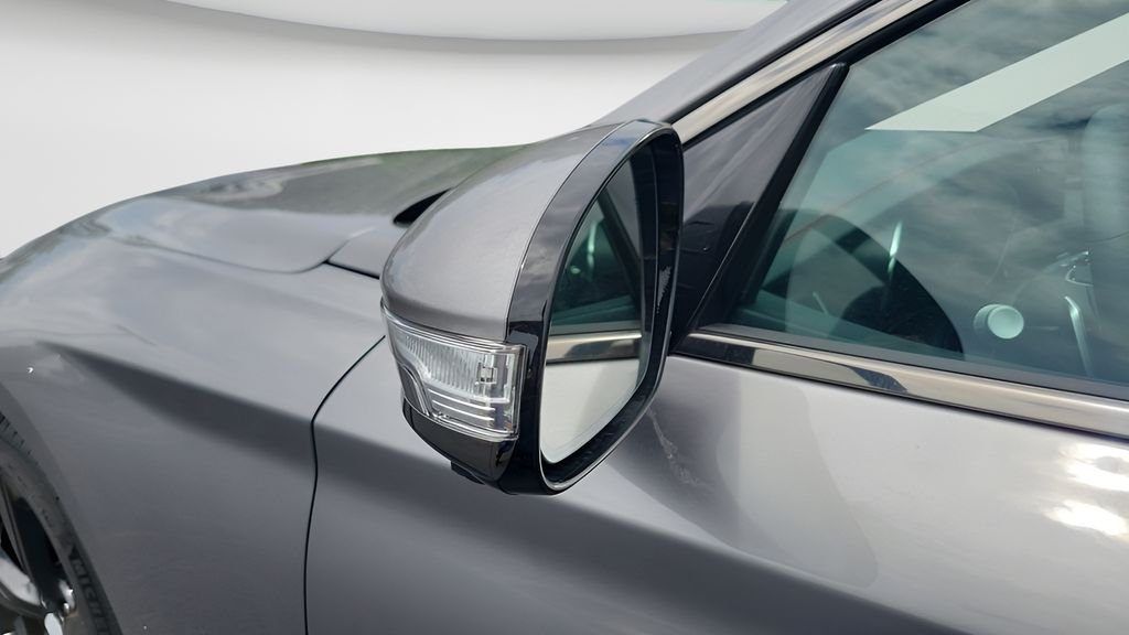 New 2026 Silver Genesis 3.3T SPORT PRESTIGE image 27