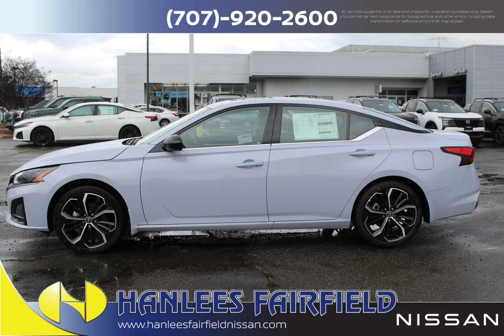 New 2025 Gray Nissan 2.5 SR image 2