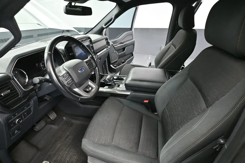 Used 2022 Silver Ford XLT image 18