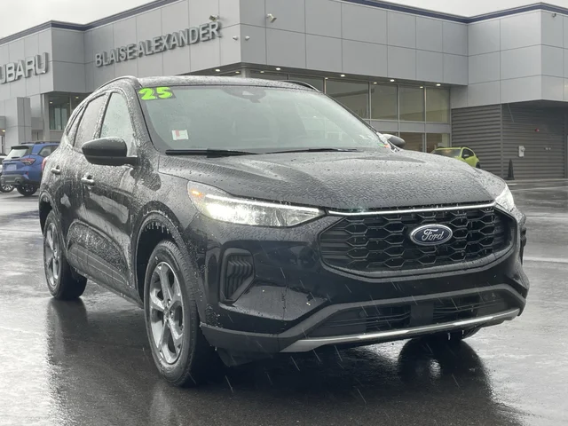 2025 Ford Escape ST-Line