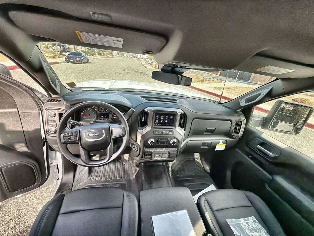 2025 GMC Sierra 3500HD Pro - Photo 20