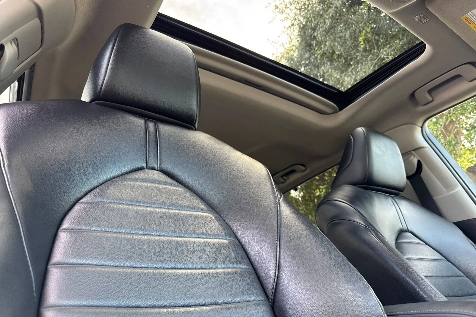 Used 2022 Moon Dust Toyota XLE image 19