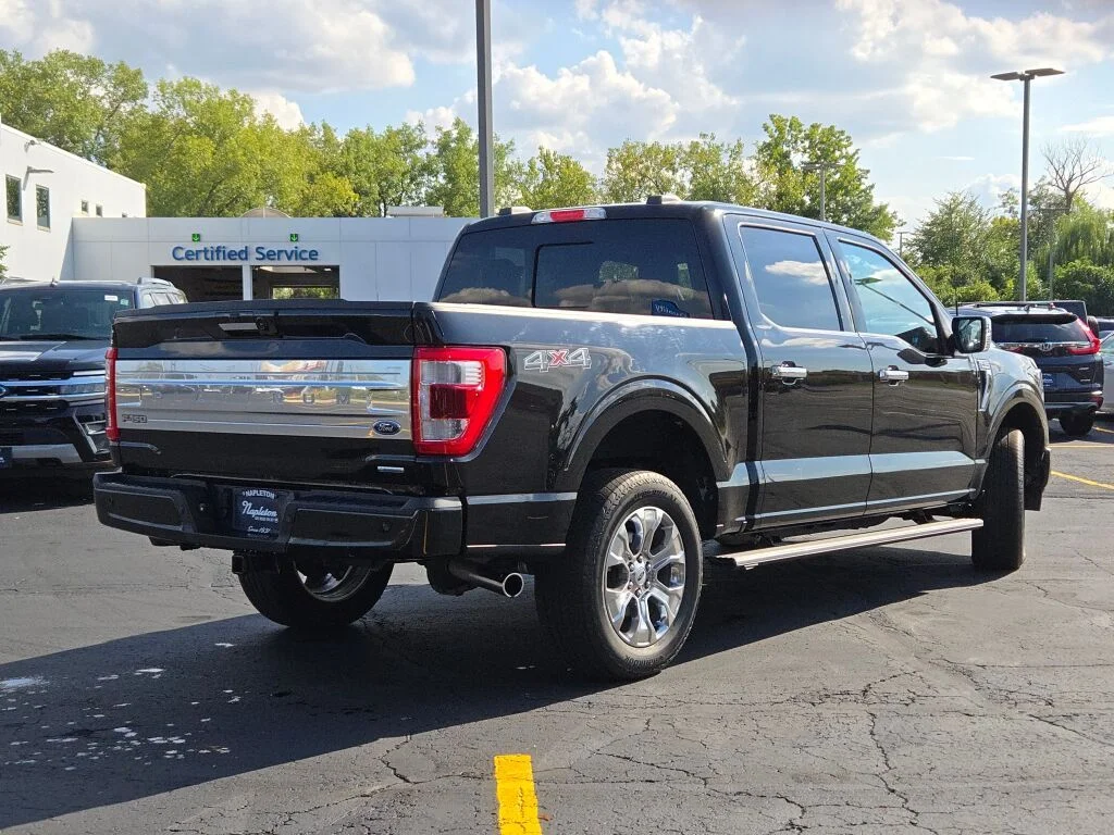 Used 2023 Black Ford Platinum image 12