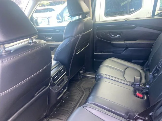 Used 2023 Gray Honda Touring image 12