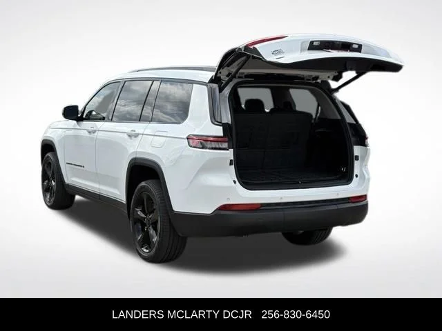 Used 2022 White Jeep Limited image 20