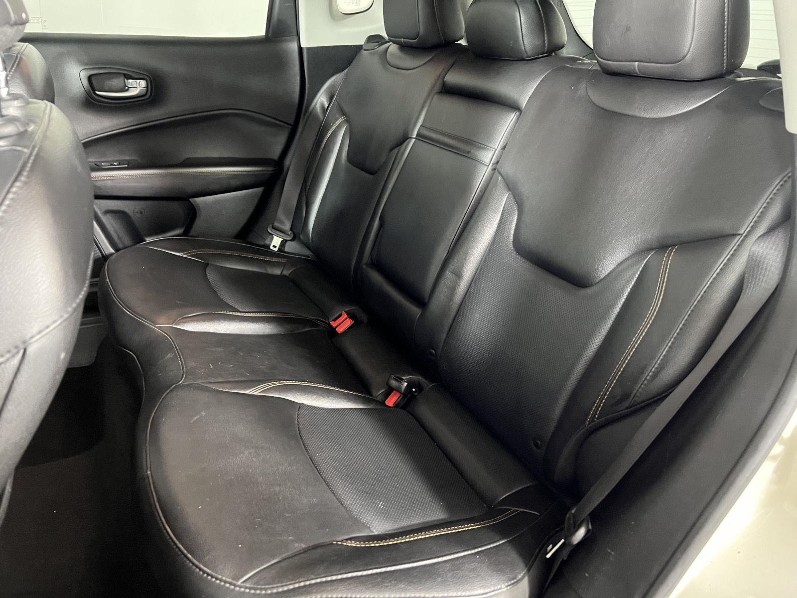 Used 2019 Pearl White Tri-Coat Jeep Limited image 24