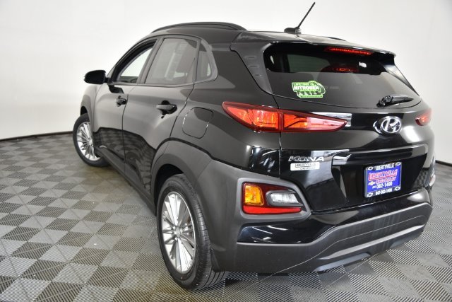 Used 2018 Black Hyundai SEL image 8