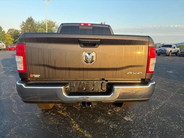 Certified Used 2024 Granite Crystal Clearcoat Metallic Ram Tradesman image 3