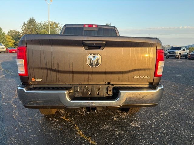 Used 2024 Granite Crystal Clearcoat Metallic Ram Tradesman image 3