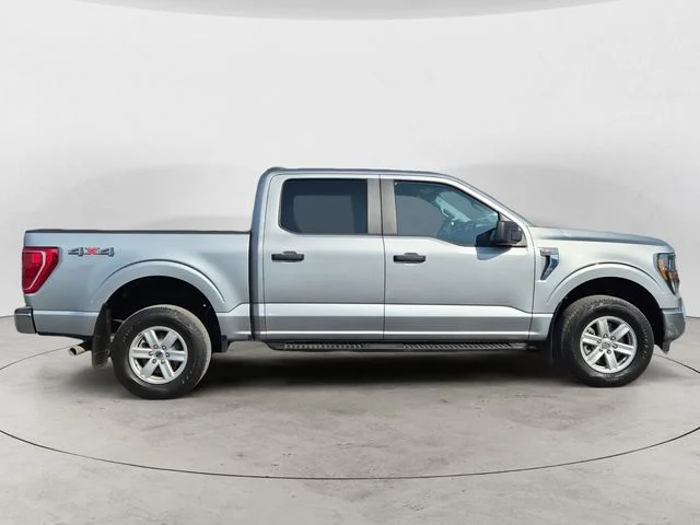 Certified Used 2023 Iconic Silver Metallic Ford XLT image 4