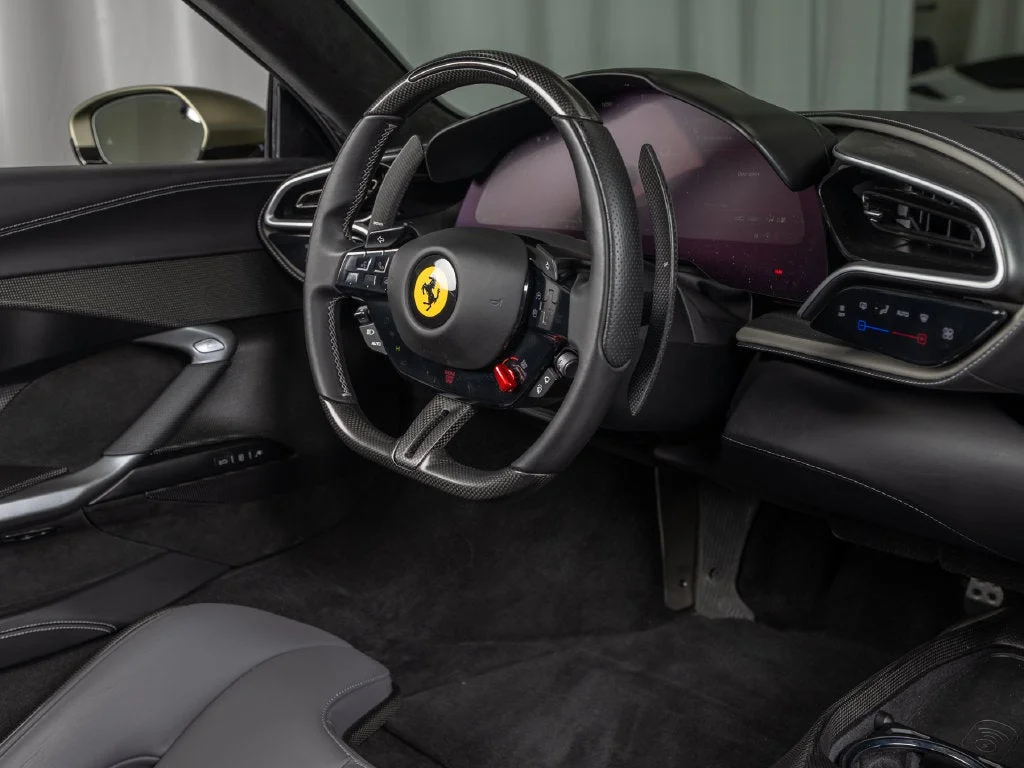 Certified Used 2025 Verde Masoni Opaco Ferrari  image 21