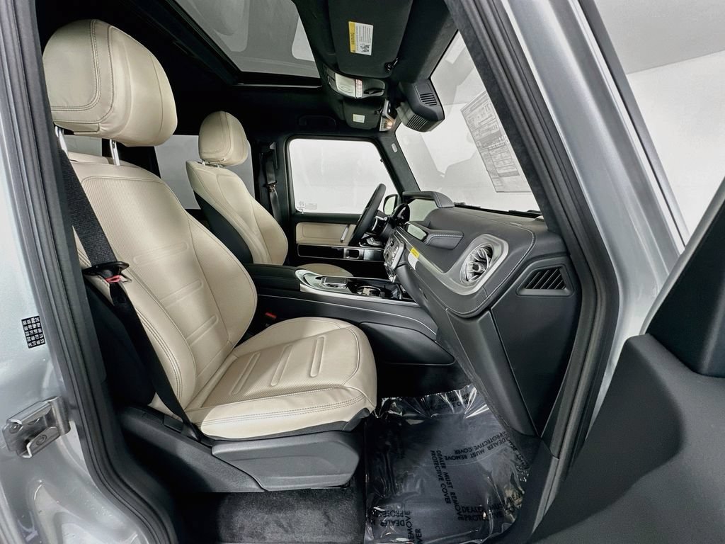 New 2027 Iridium Silver Mercedes-Benz G 580 image 63