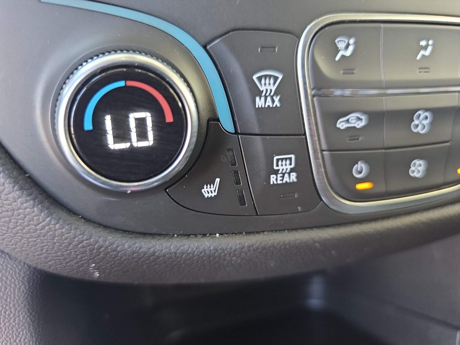 Used 2024 Summit White Chevrolet LT image 23