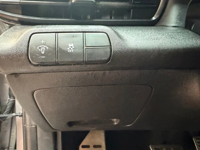 Used 2025 Fluid Metal Hyundai SEL Sport image 20