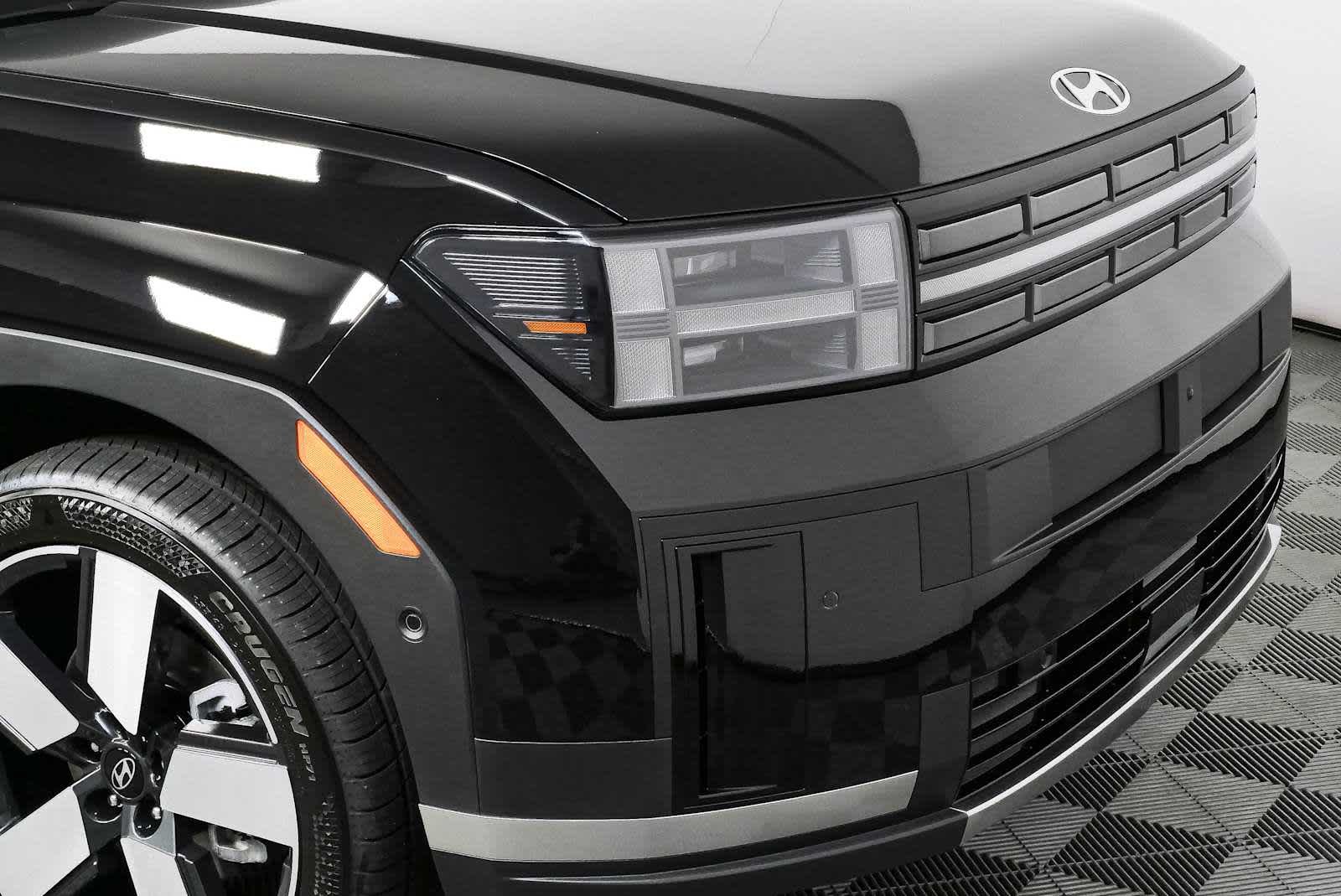 New 2026 Phantom Black Hyundai Limited FWD image 13