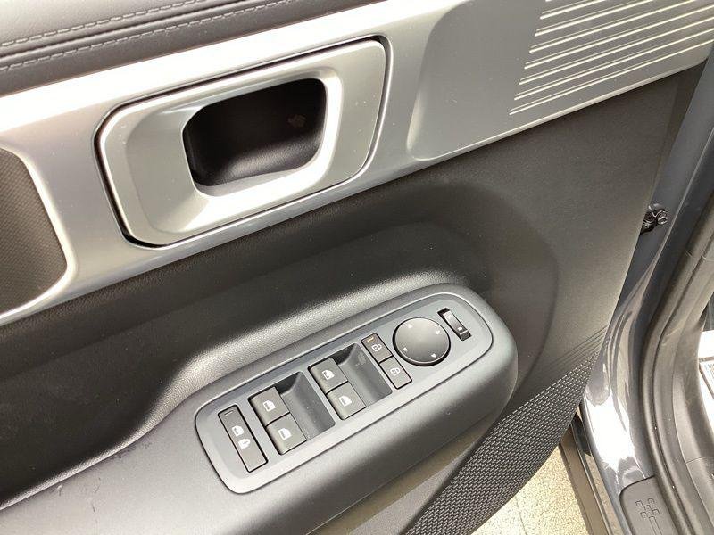 2026 Hyundai Santa Fe SE - Photo 29