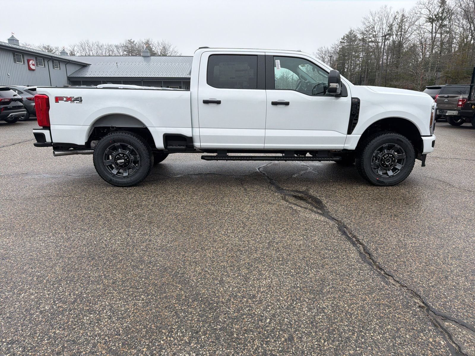 New 2026 Oxford White Ford F-250® XL image 9