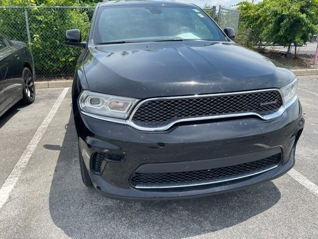 Used 2024 Black Dodge SXT image 3