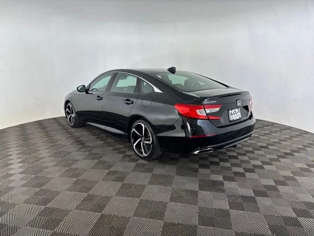 Used 2019  Honda Sport image 9