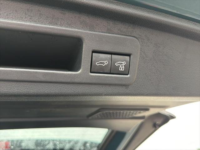Certified Used 2025 EVEREST Toyota  image 35