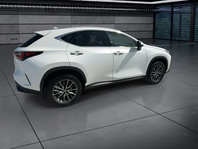 Used 2025 White Lexus 350 Premium image 9