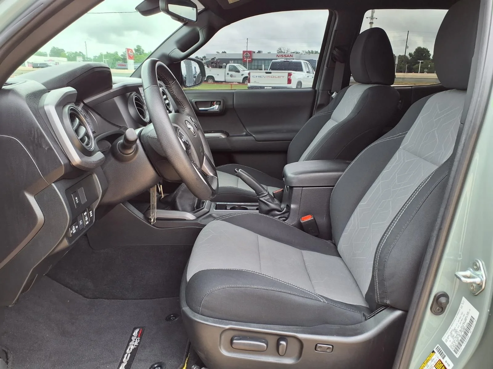 Certified Used 2023  Toyota TRD Off-Road image 17