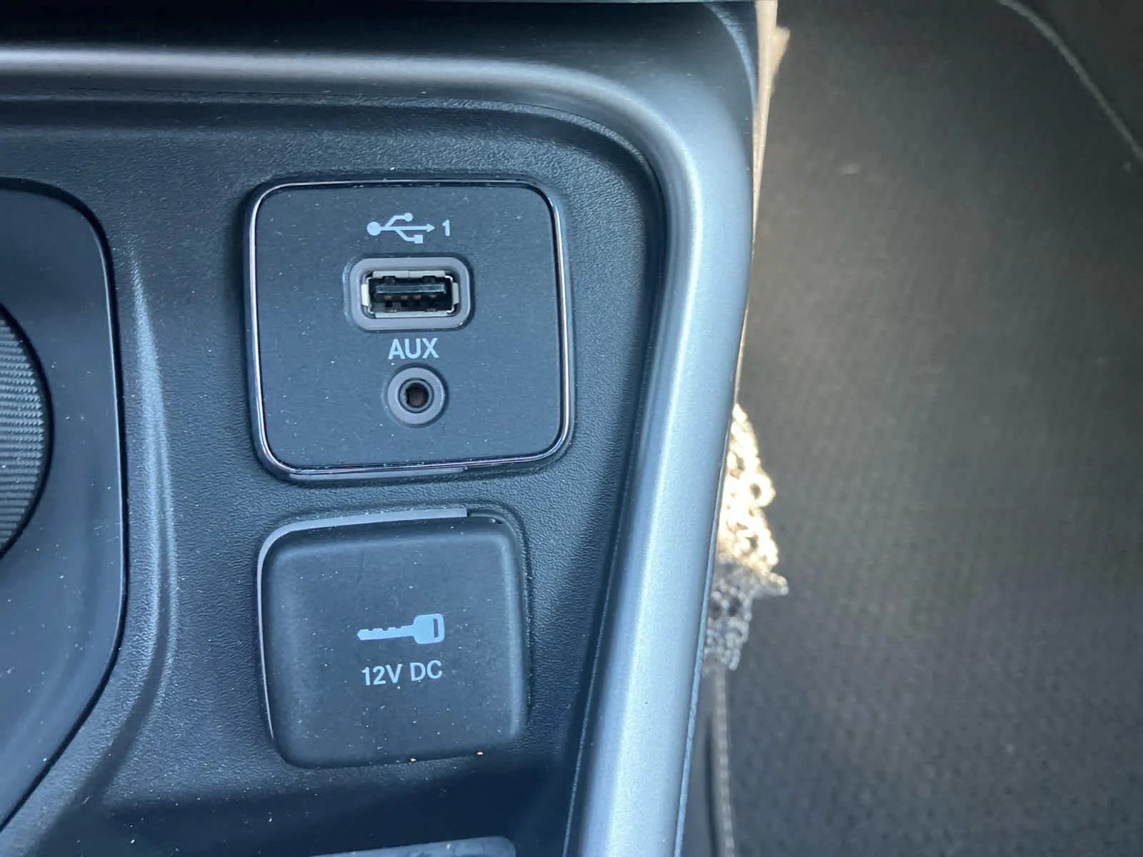 Used 2021 Velvet Red Pearlcoat Jeep 80th Anniversary image 25