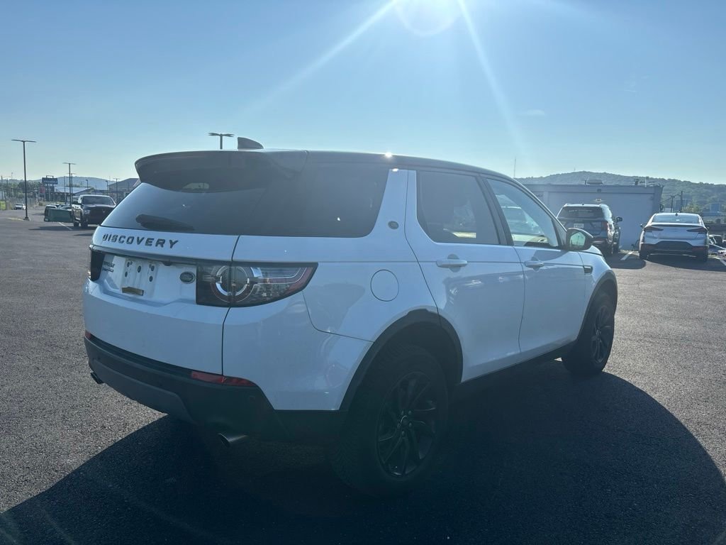 Used 2018  Land Rover HSE image 2
