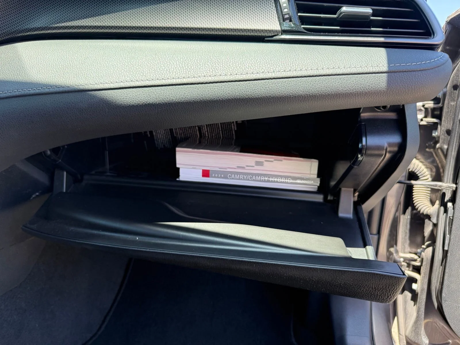 2024 Toyota Camry XSE - Photo 28