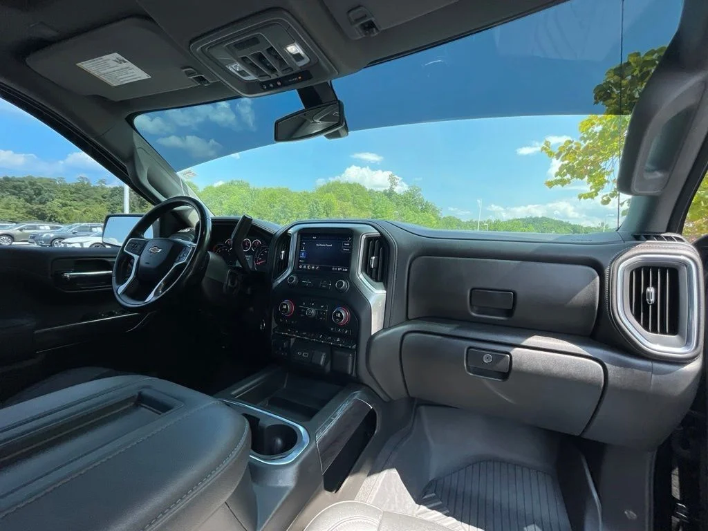 Used 2022 Black Chevrolet LTZ image 10