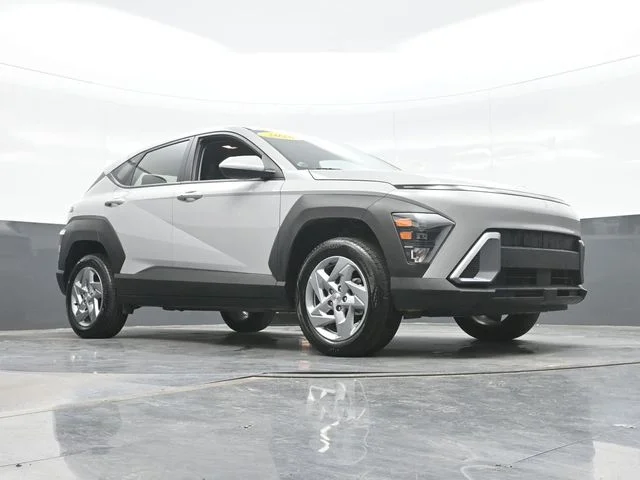 Used 2026 Gray Hyundai SE image 23