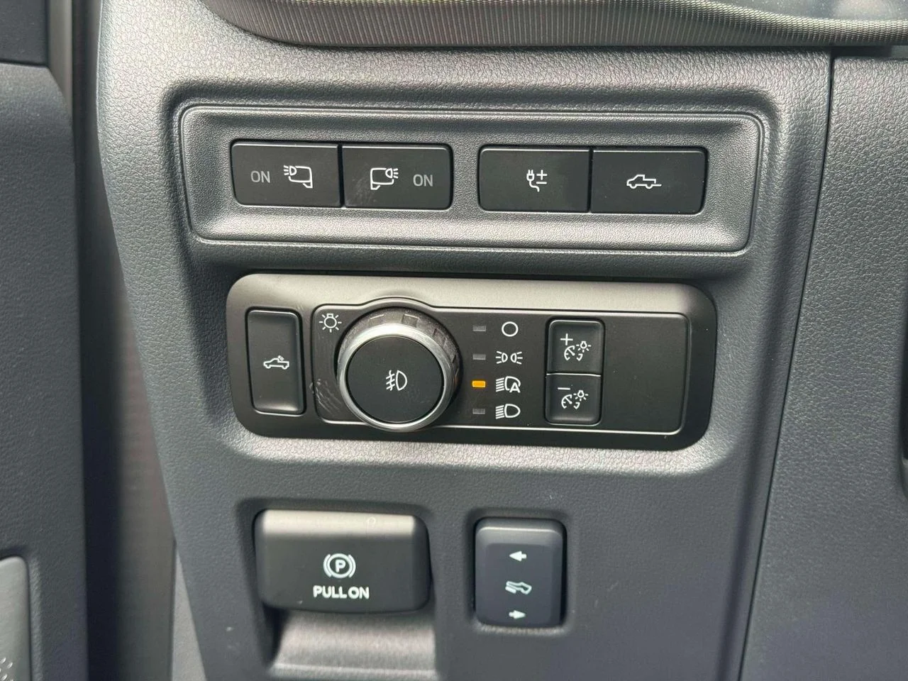Used 2024 Avalanche Ford Raptor image 24