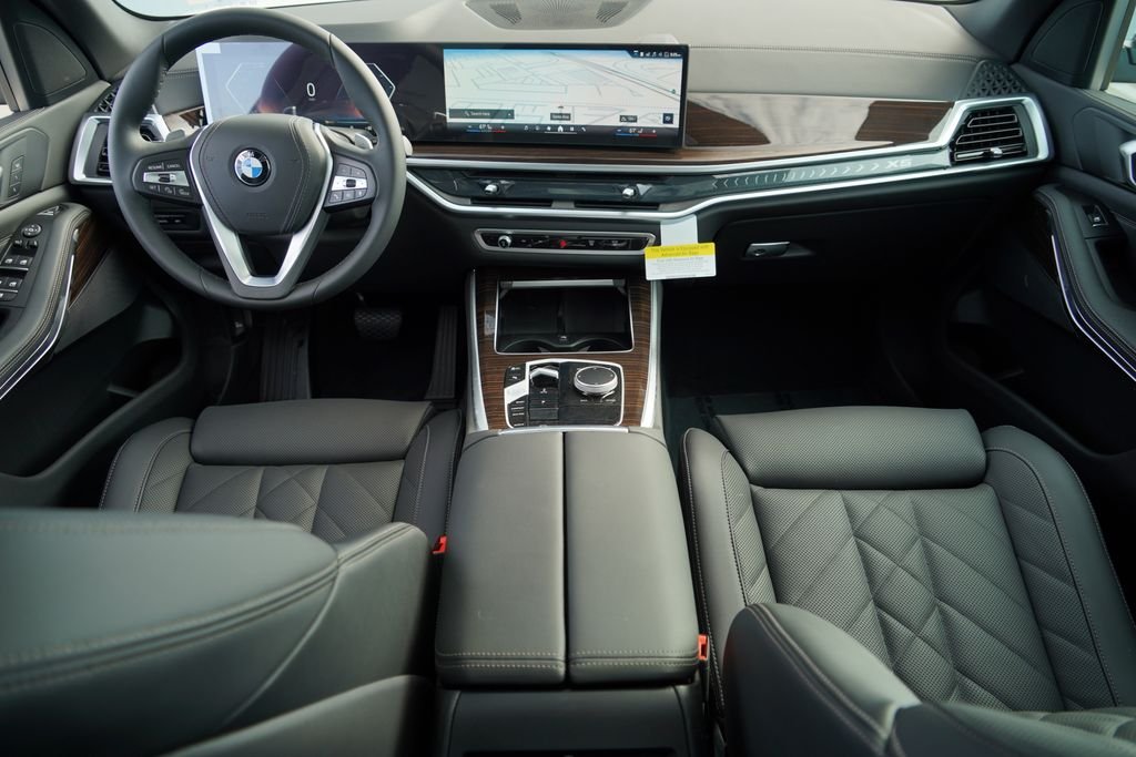 New 2026 Alpine White BMW sDrive40i image 16