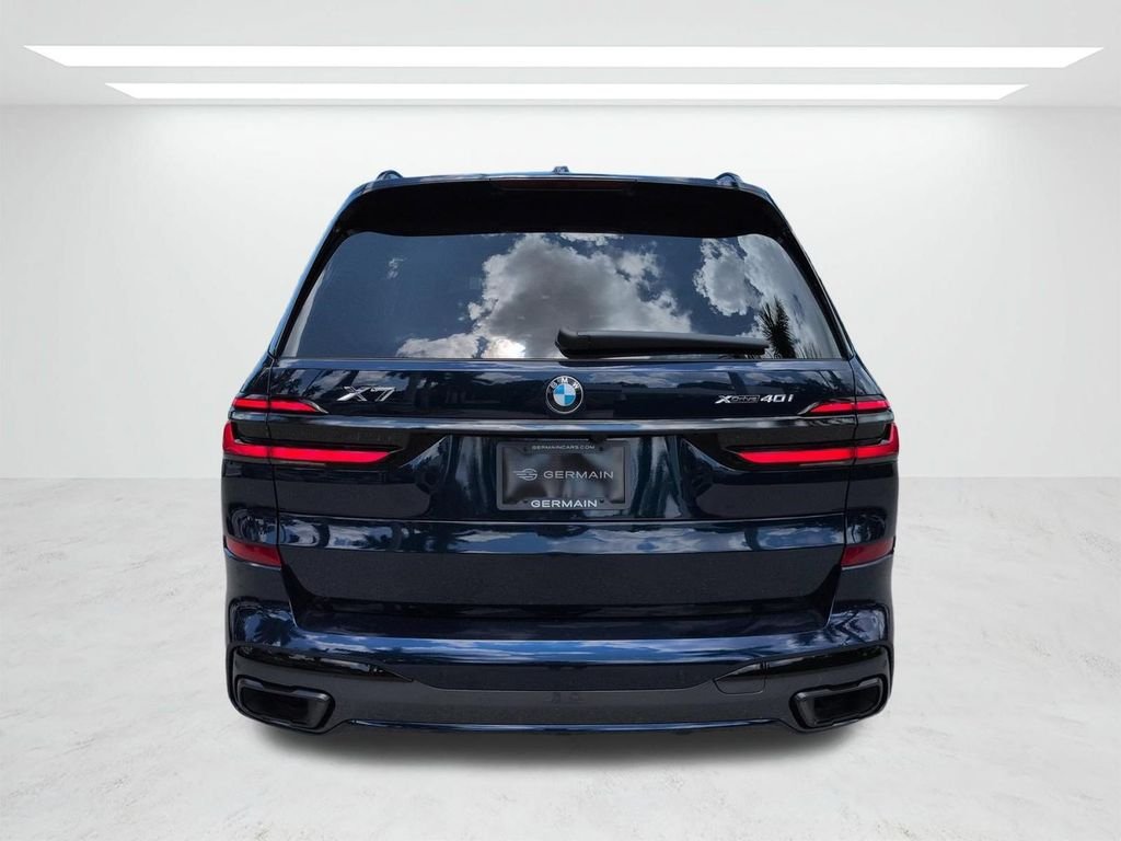 New 2027 Tanzanite Blue II Metallic BMW xDrive40i image 5