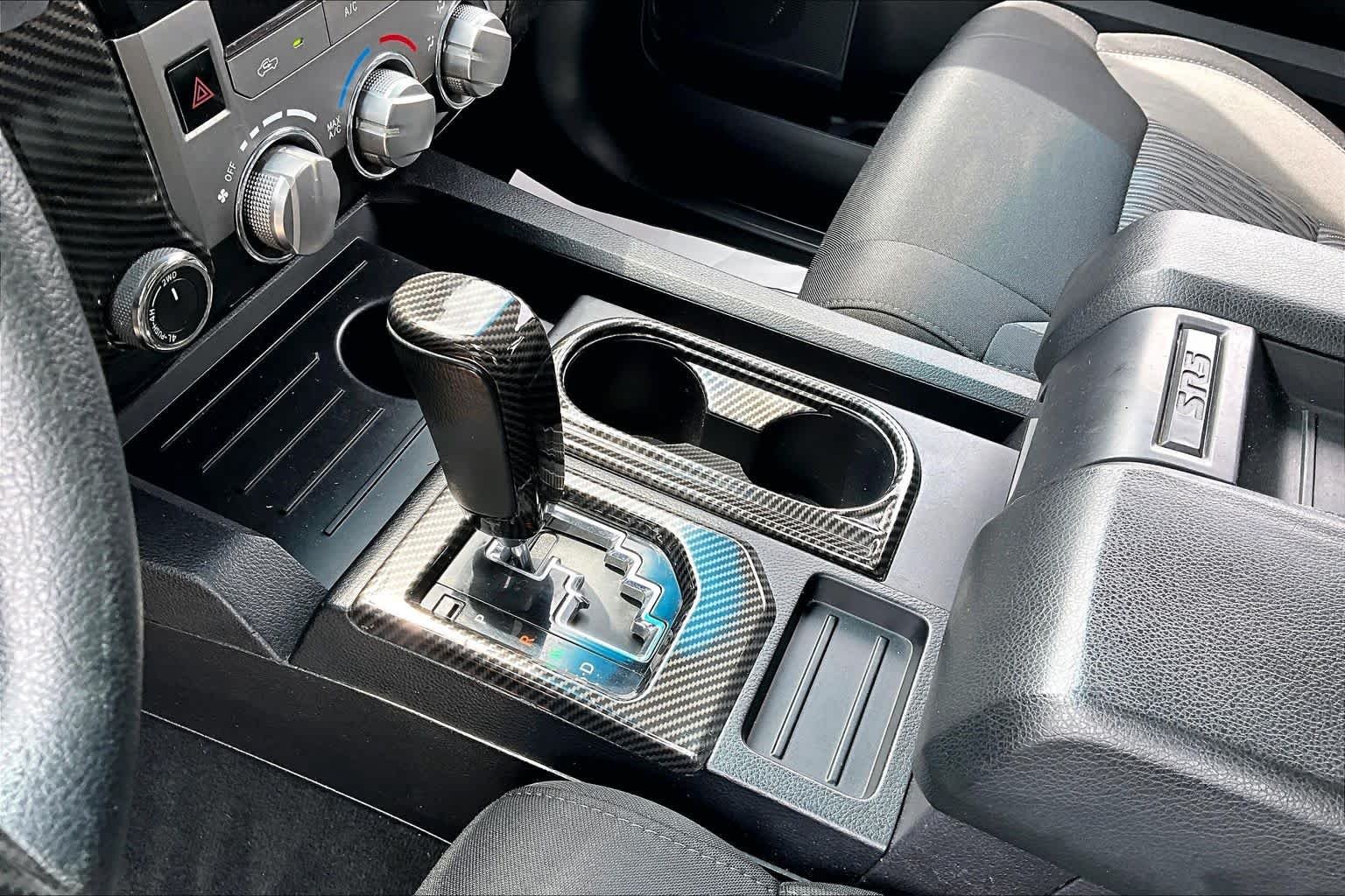 Used 2016 Black Toyota SR5 image 15