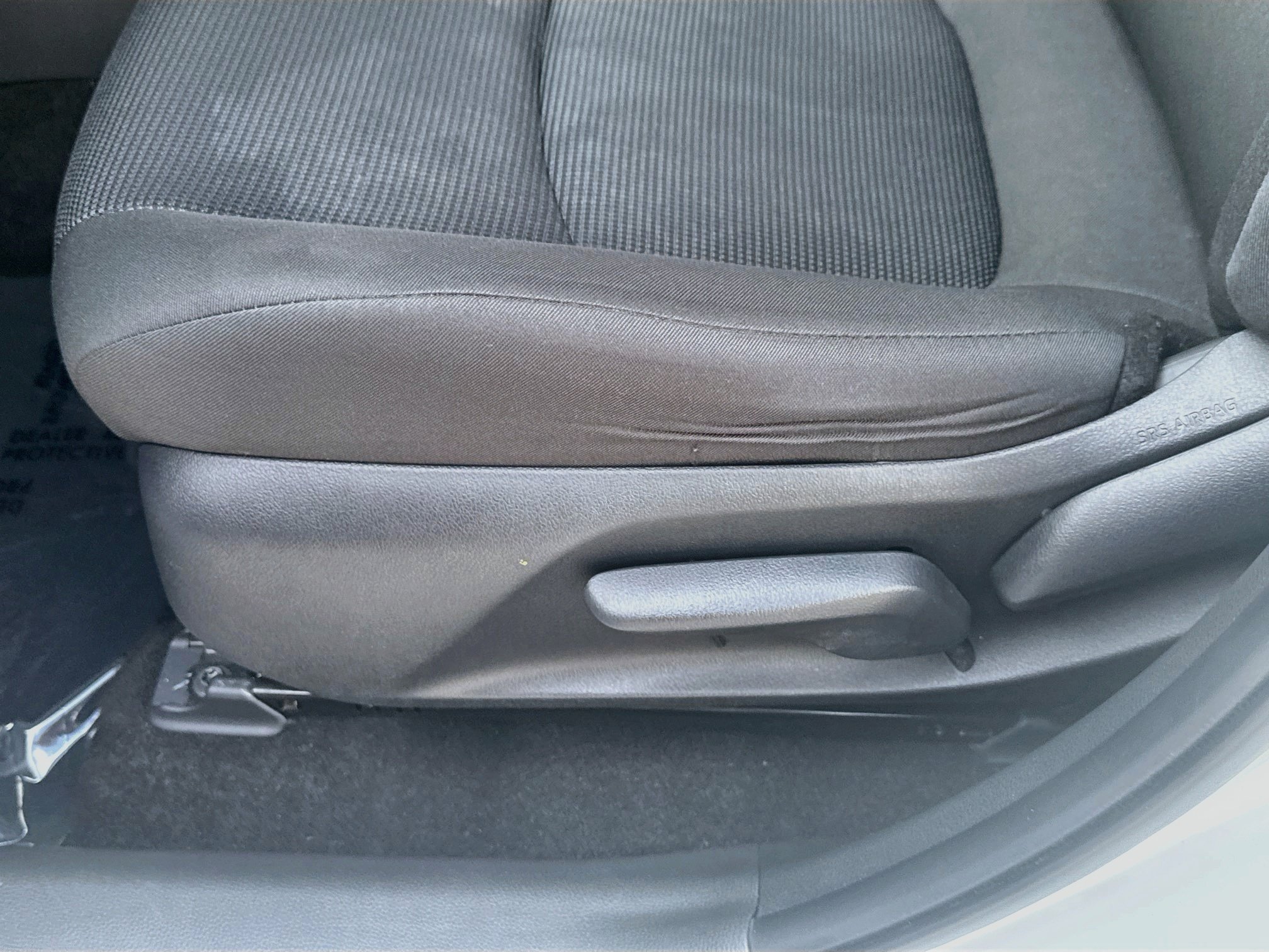 Used 2025 Ice Toyota LE image 15