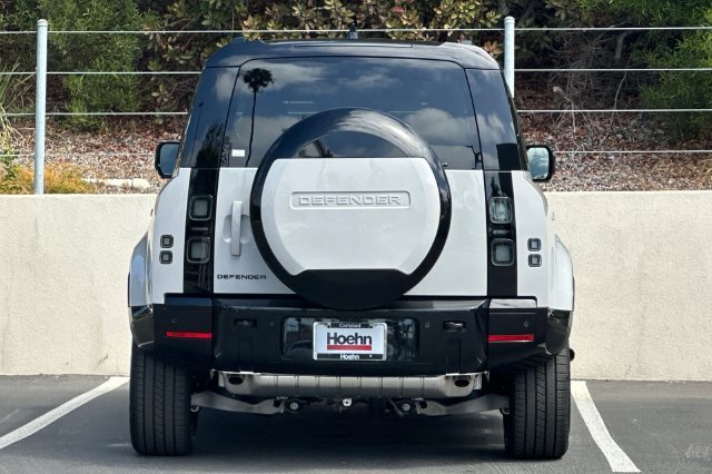 New 2026 Borasco Grey Land Rover X-Dynamic SE image 4