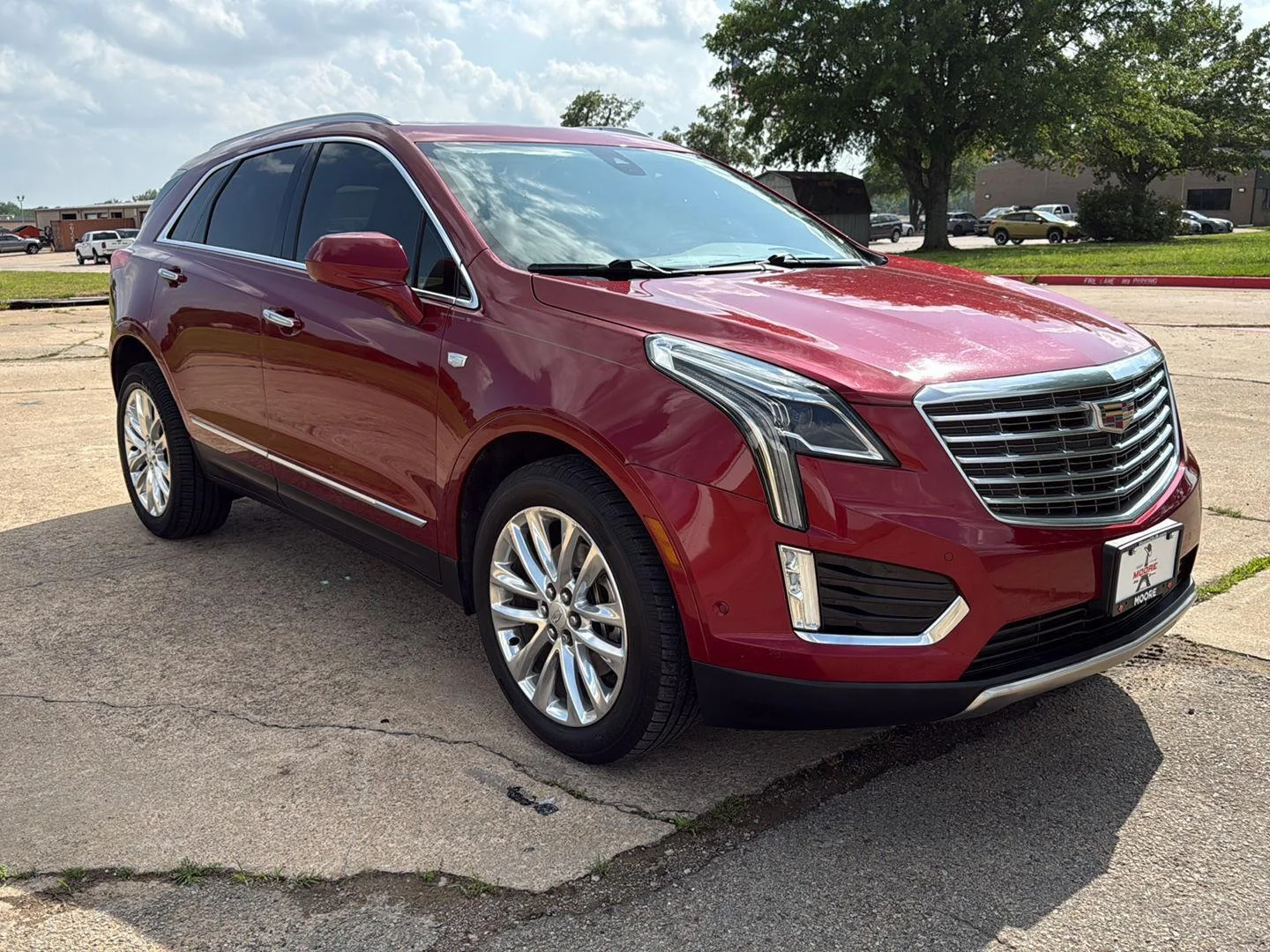 2019 Cadillac XT5 AWD Platinum's photo