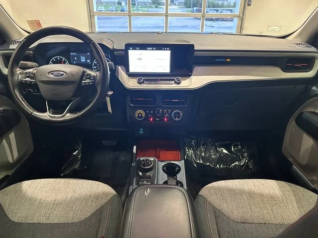 Used 2023 Gray Ford XLT image 9