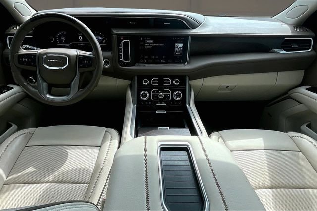 Used 2023 White GMC Denali image 16