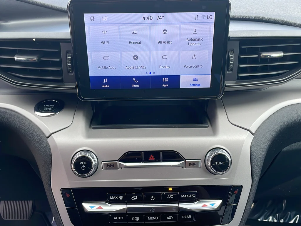 Used 2023 Blue Ford XLT image 32