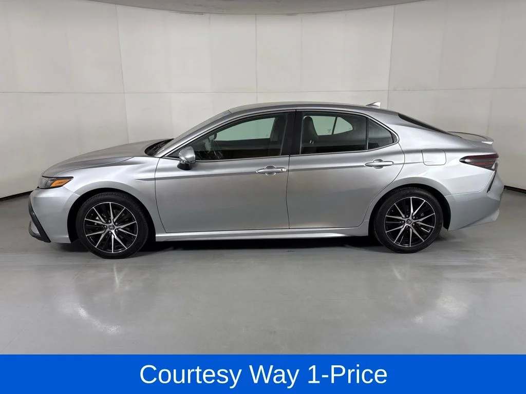 Used 2024 Silver Toyota SE image 5
