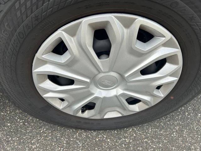 Used 2025 White Ford Base image 9