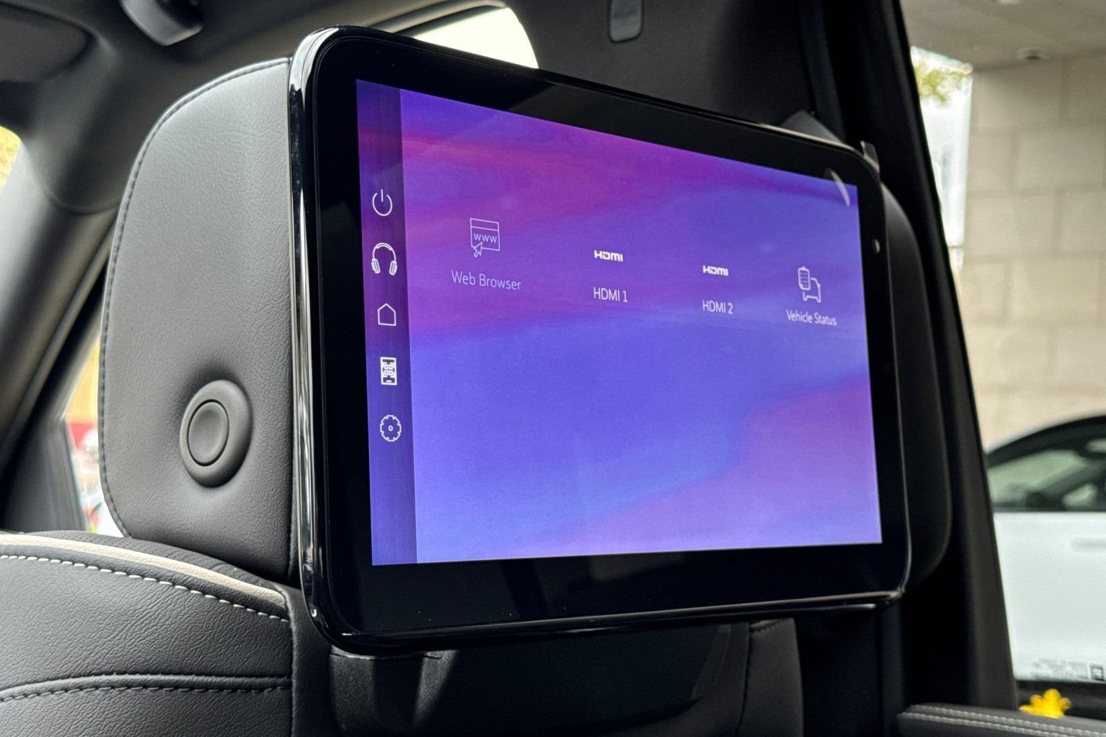 2026 Cadillac Escalade Luxury - Photo 15