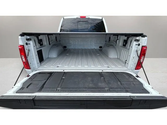 Used 2023 White Ford XLT image 35