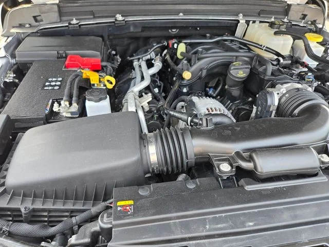 Used 2023 Silver Jeep Mojave image 22
